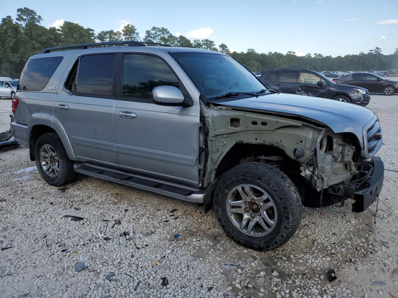 2004 Toyota Sequoia Sr5 - Image 4