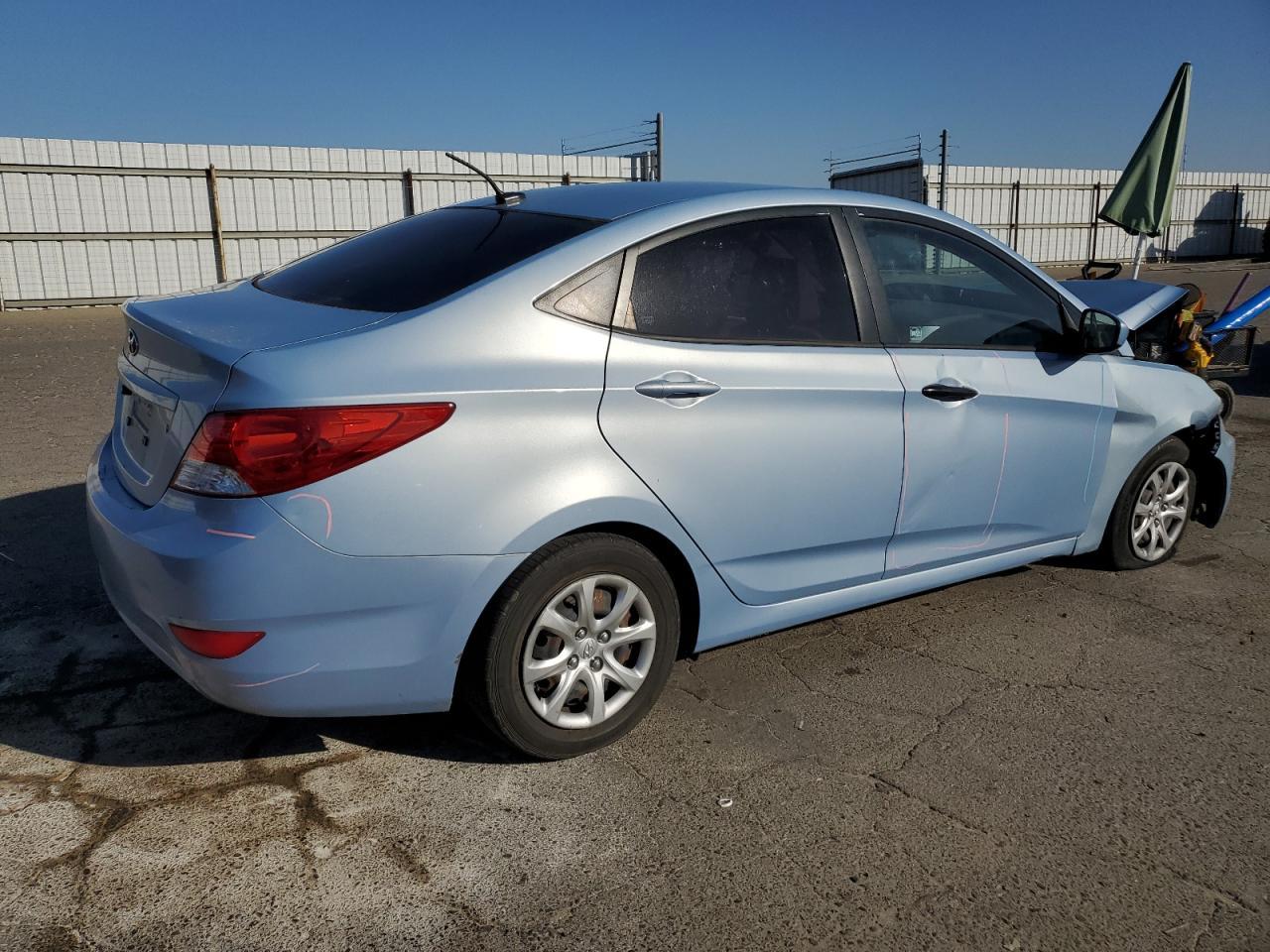 2013 Hyundai Accent Gls - Image 3
