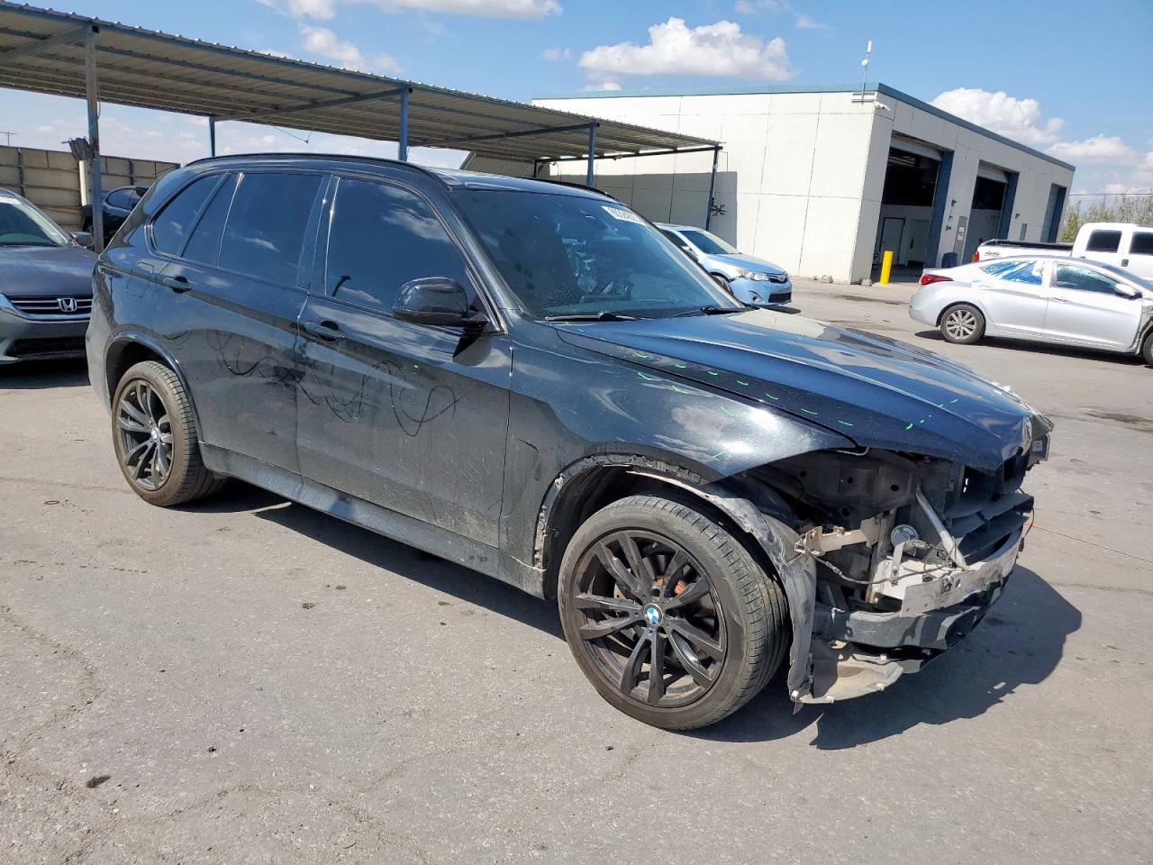 2015 BMW X5 xDrive35I - Фото 4