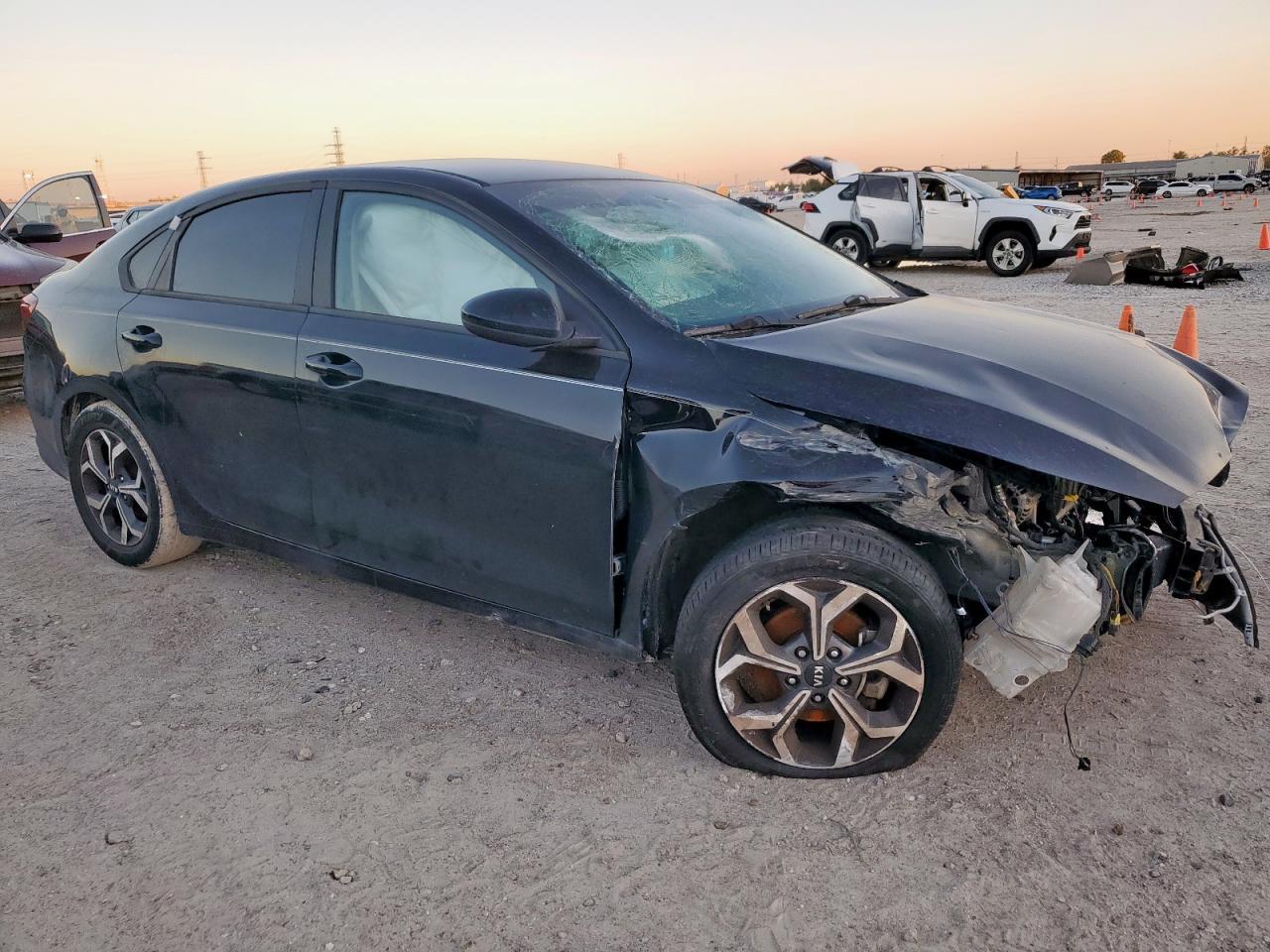 2021 Kia Forte - Фото 4