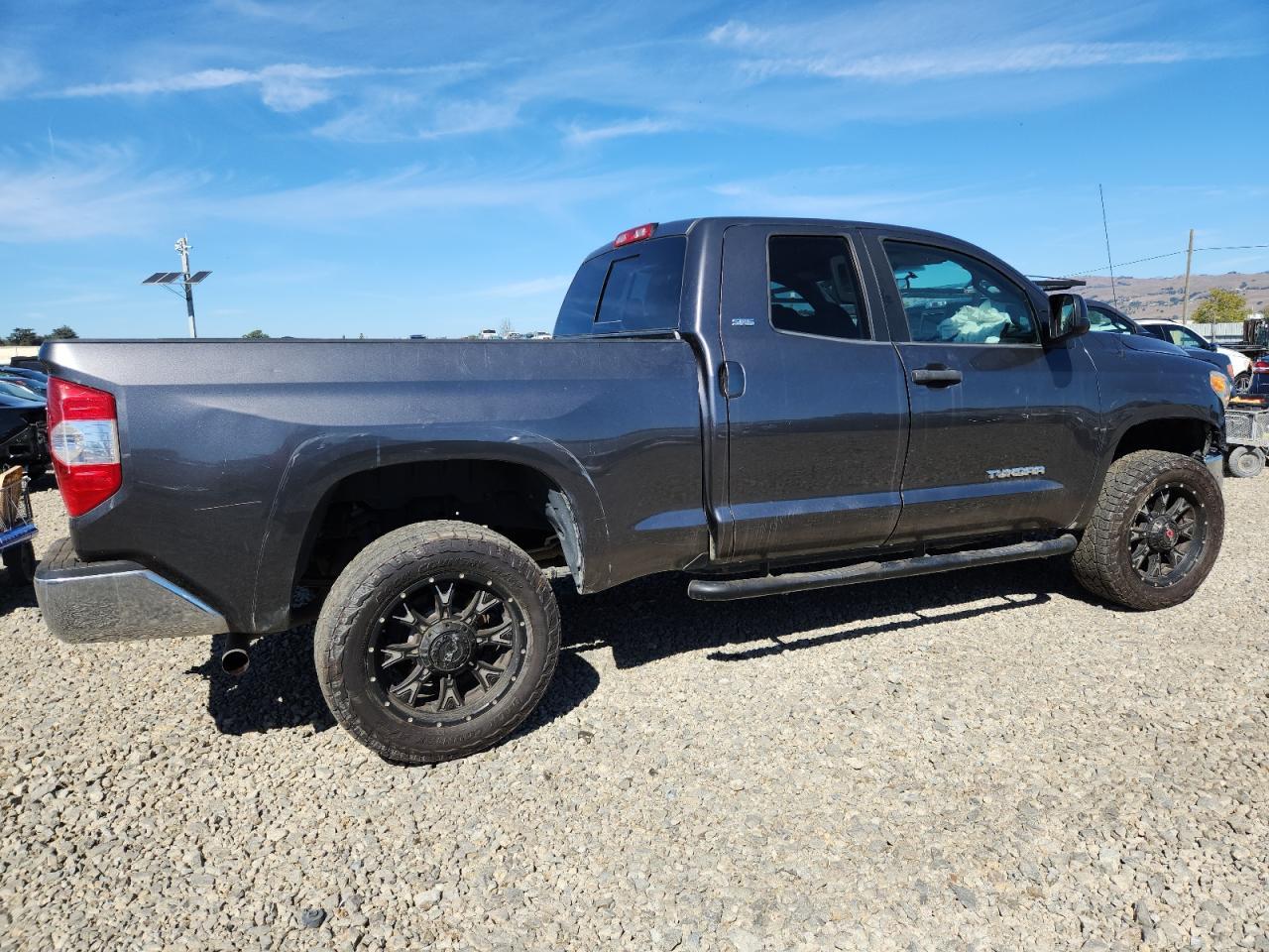 2014 Toyota Tundra Double Cab Sr - Фото 3