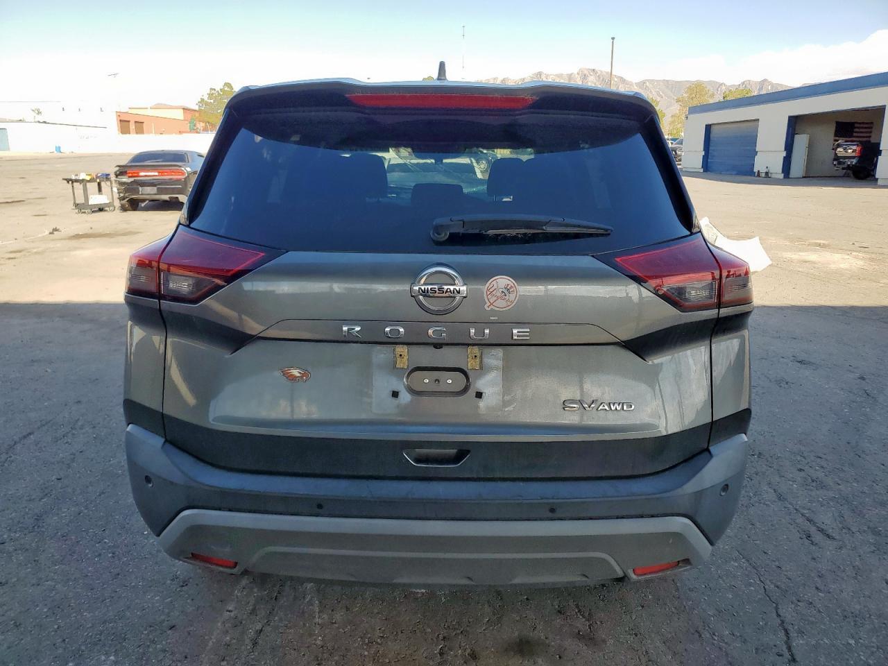 2021 Nissan Rogue Sv - Image 6