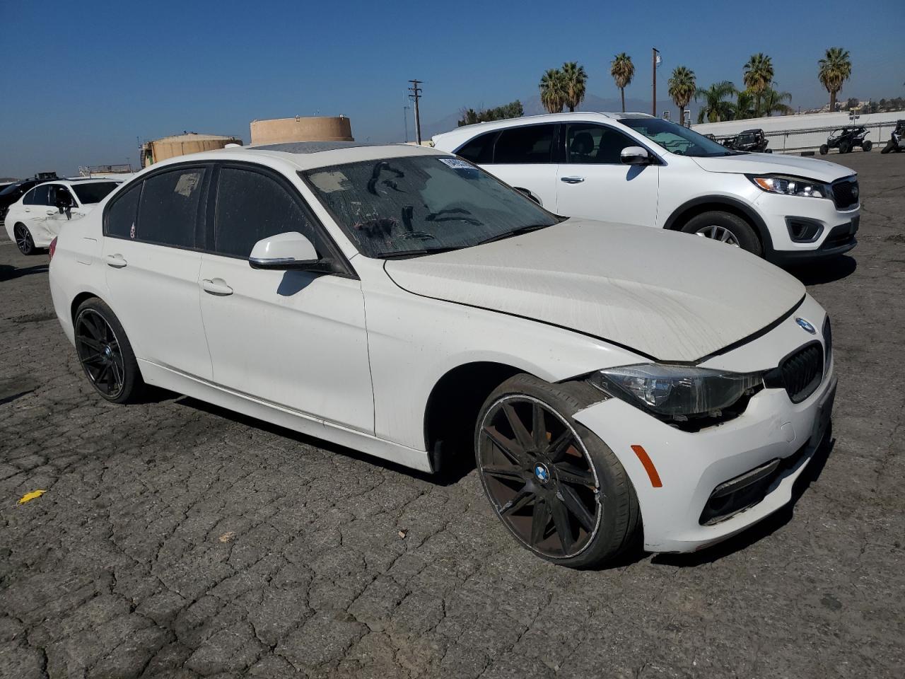 2016 BMW 320 I - Фото 4
