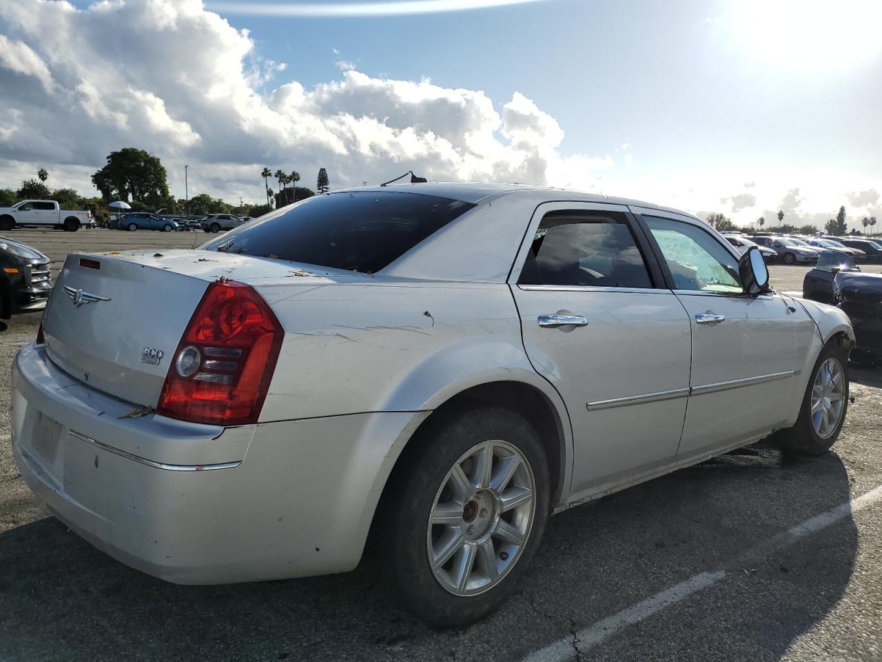 2008 Chrysler 300 Touring - Фото 3