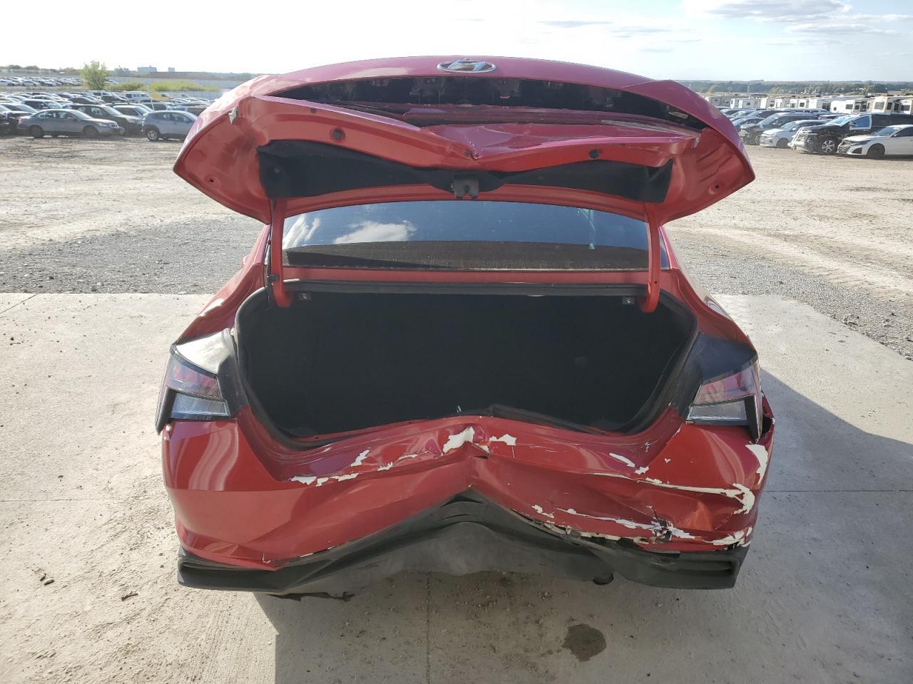 2022 Hyundai Elantra Sel - Image 6