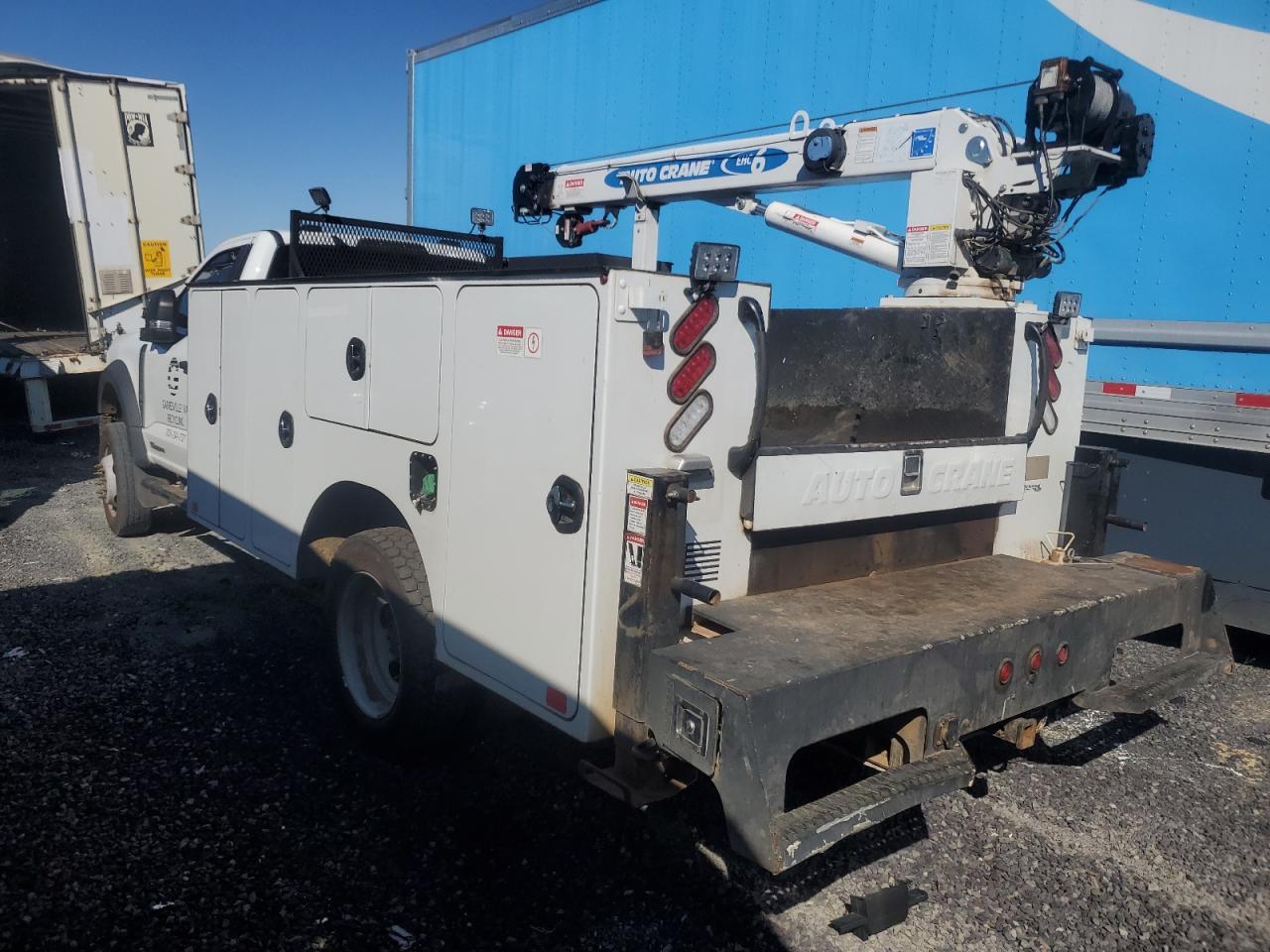 2023 Ford F550 Utility / Service Truck - Фото 2