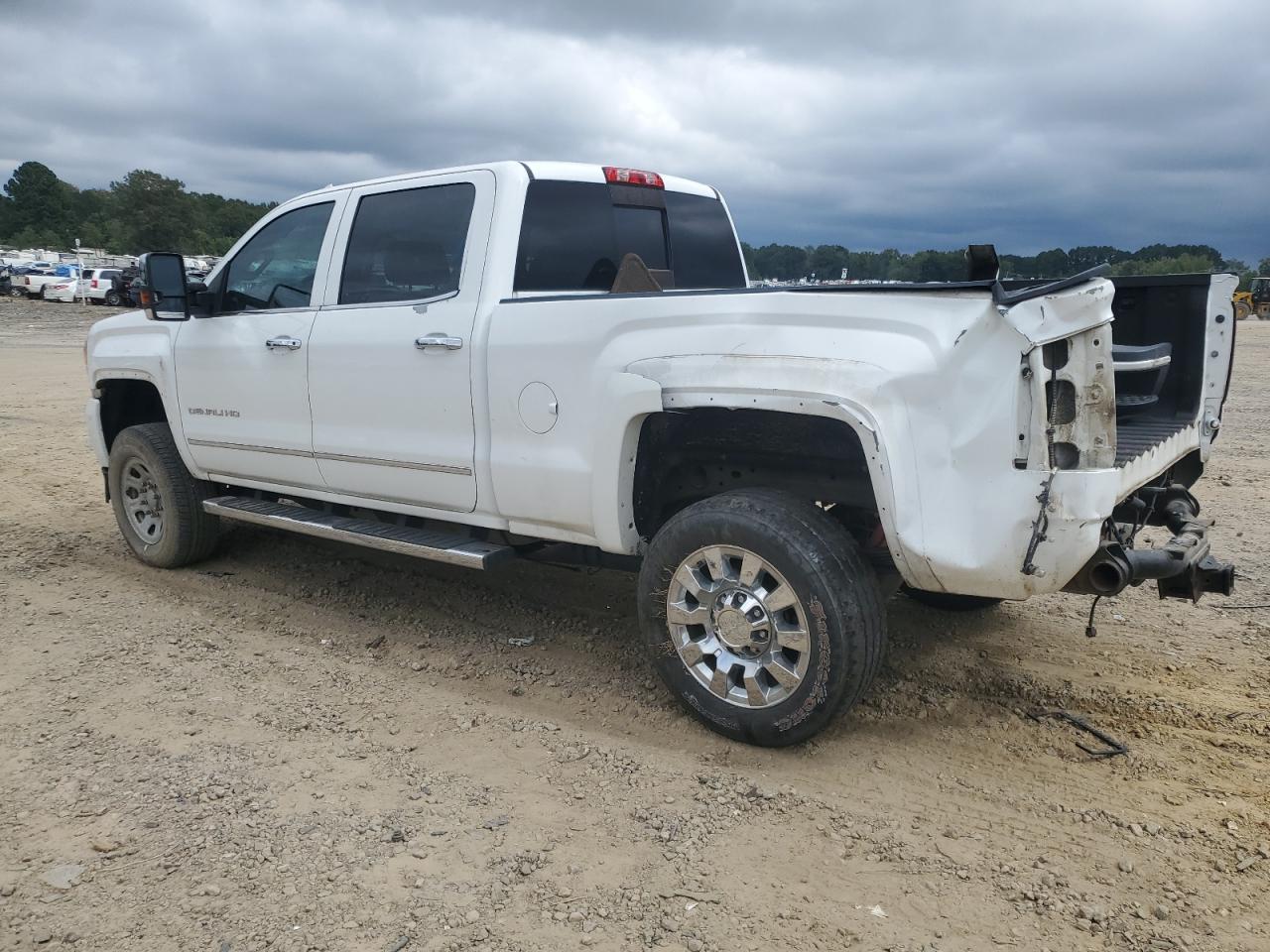2015 GMC Sierra K2500 Denali - Фото 2