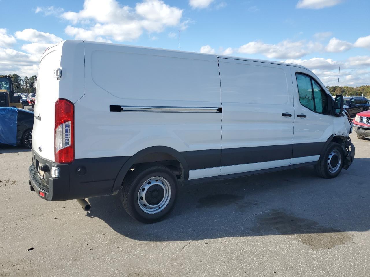 2024 Ford Transit T-250 - Image 3