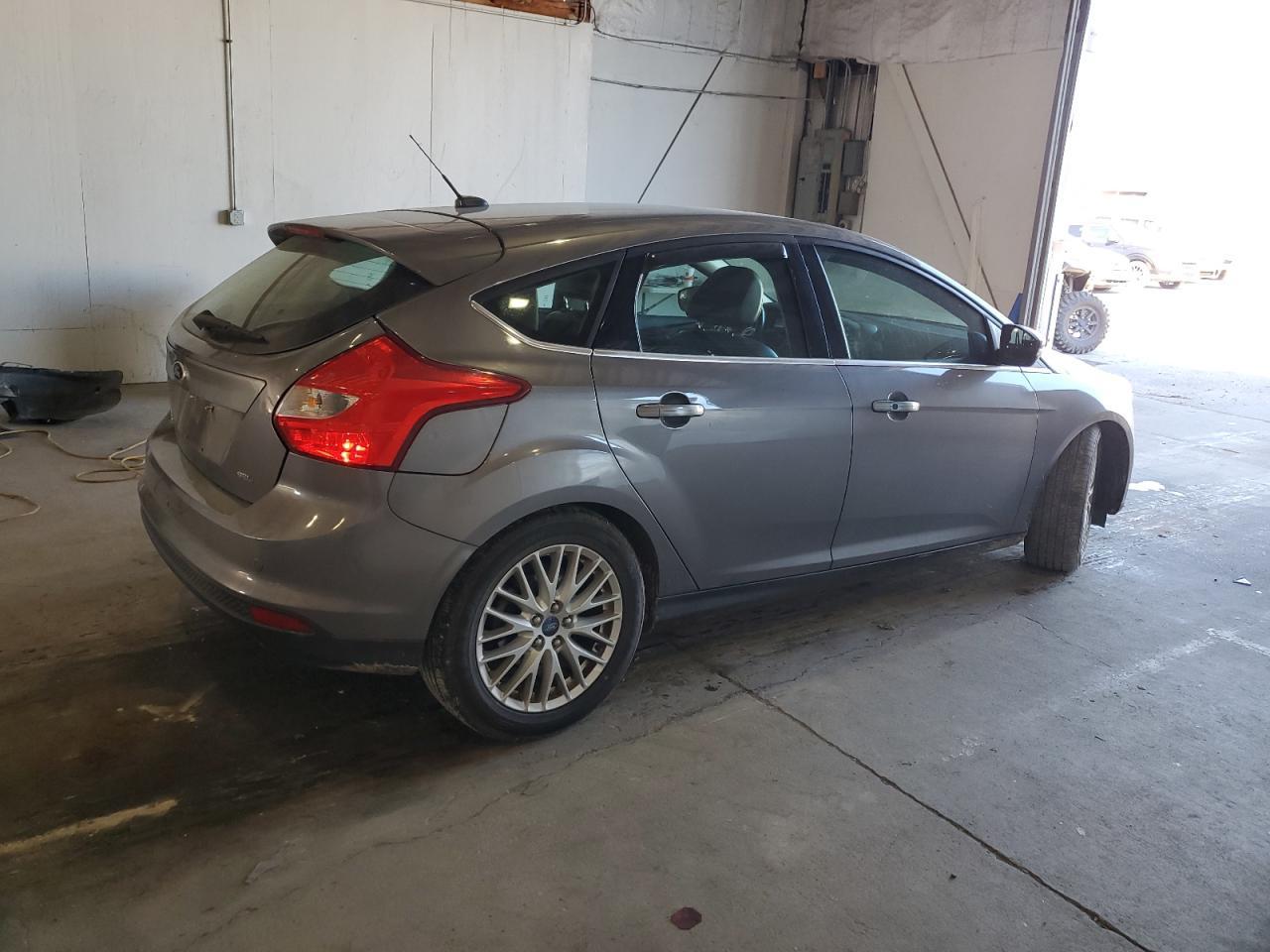 2014 Ford Focus Titanium - Фото 3