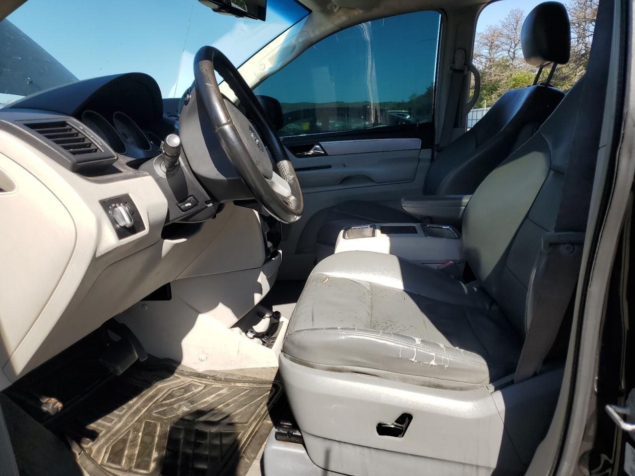 2010 Volkswagen Routan Sel - Фото 7
