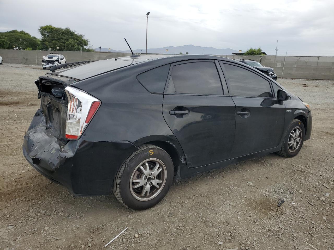 2011 Toyota Prius - Image 3