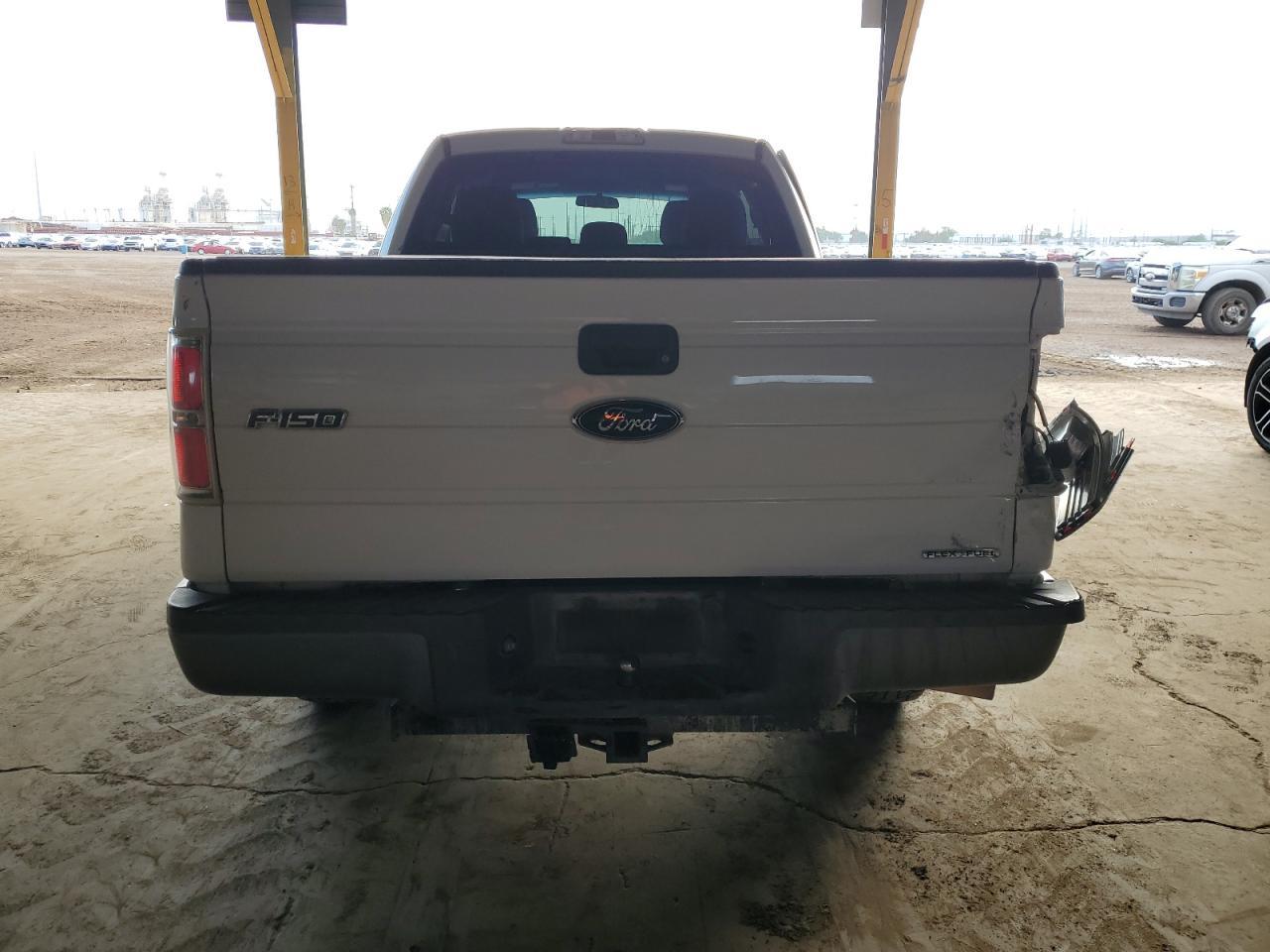 2014 Ford F150 Super Cab - Фото 6