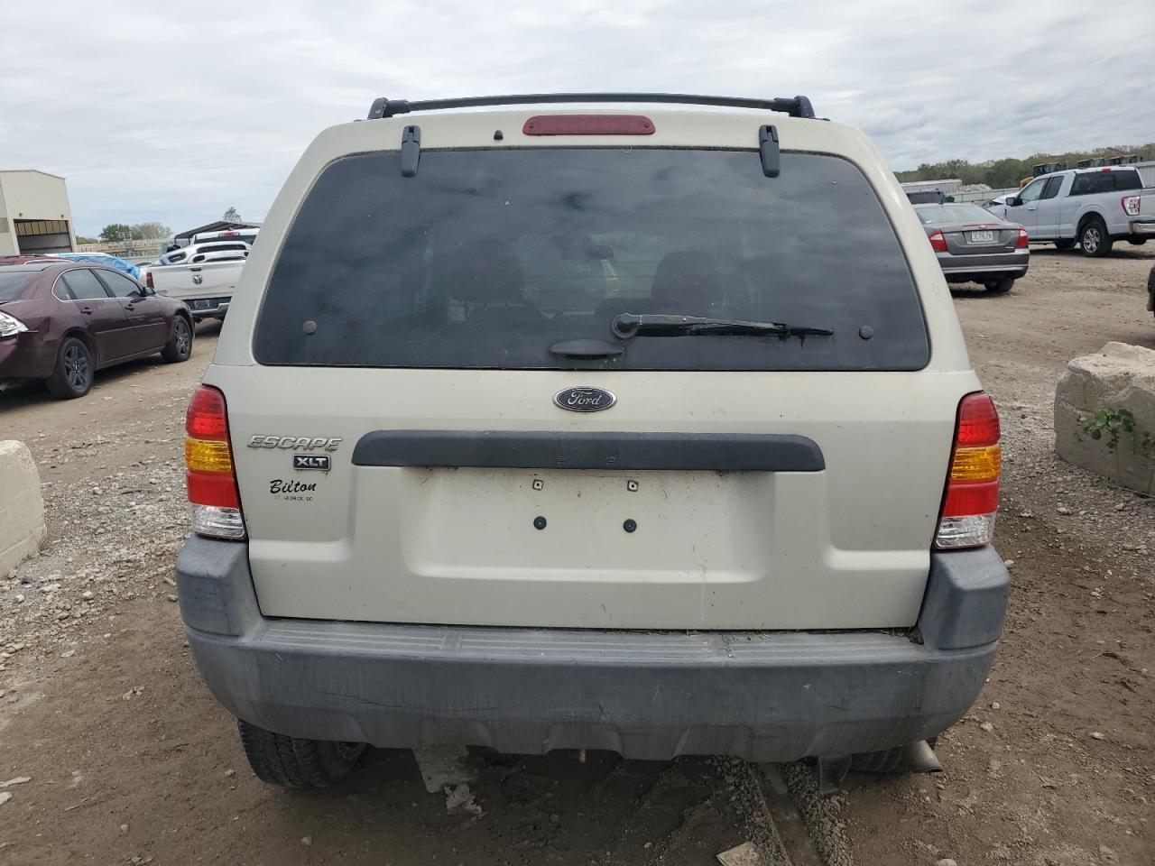 2004 Ford Escape Xlt - Image 6