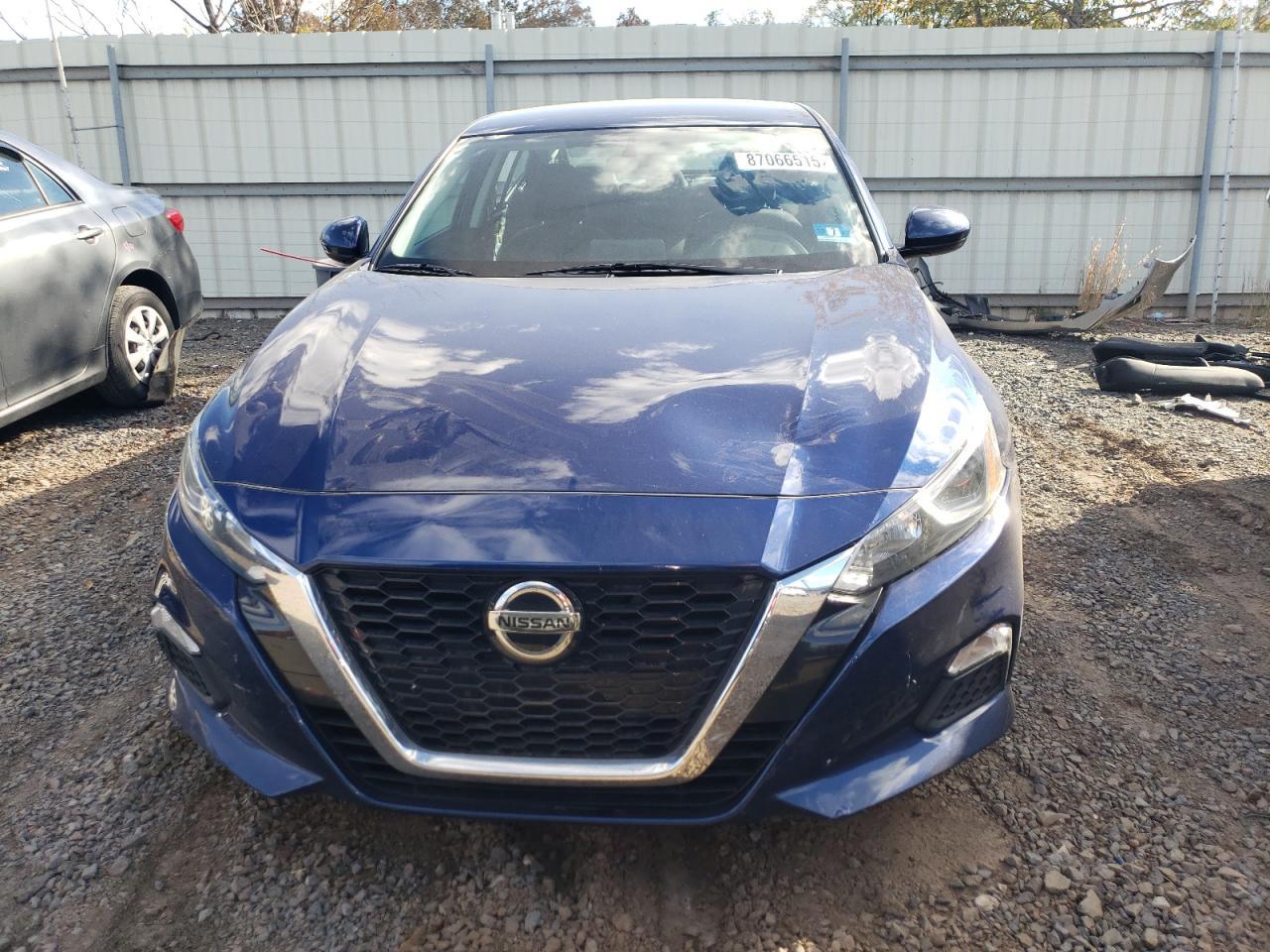 2019 Nissan Altima S - Фото 5