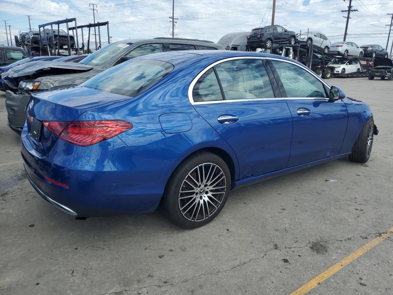 2024 Mercedes-Benz C 300 - Фото 3
