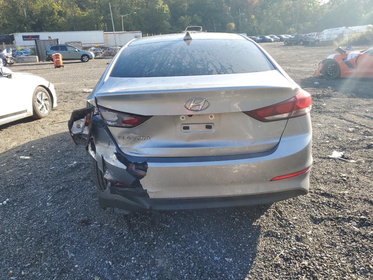 2017 Hyundai Elantra Se - Фото 6