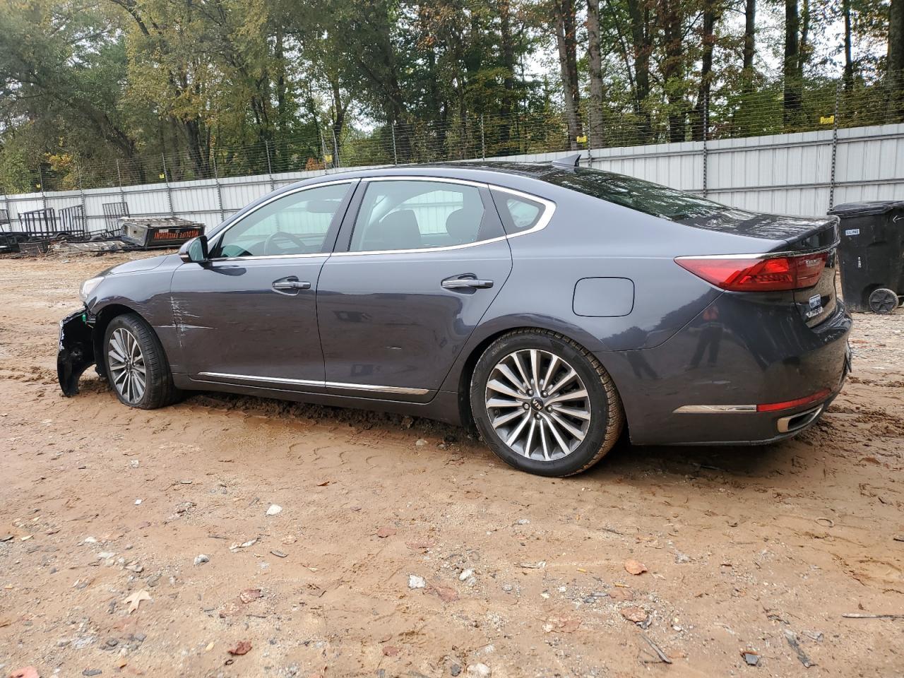 2017 Kia Cadenza Premium - Фото 2