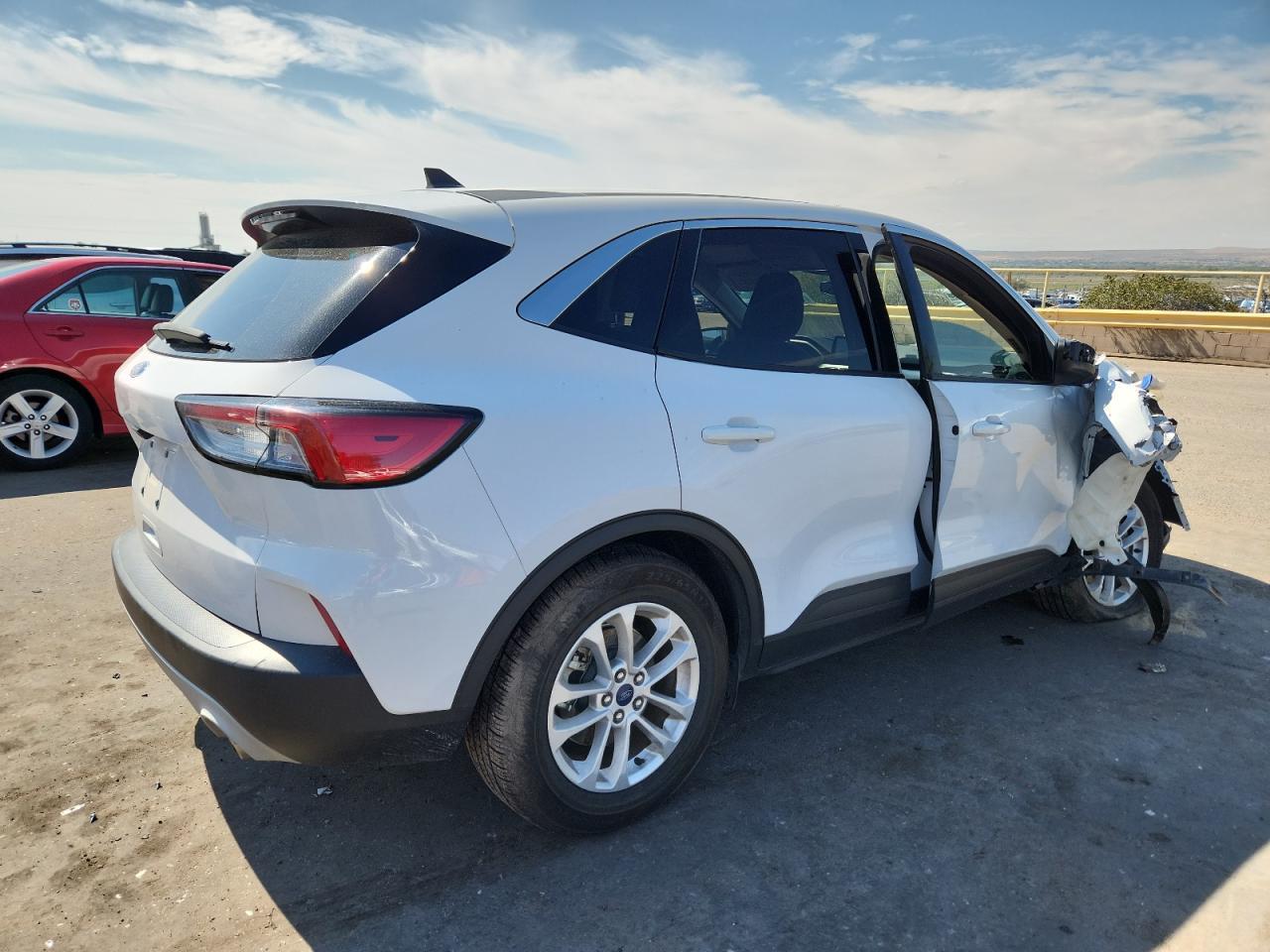 2020 Ford Escape Se - Фото 3