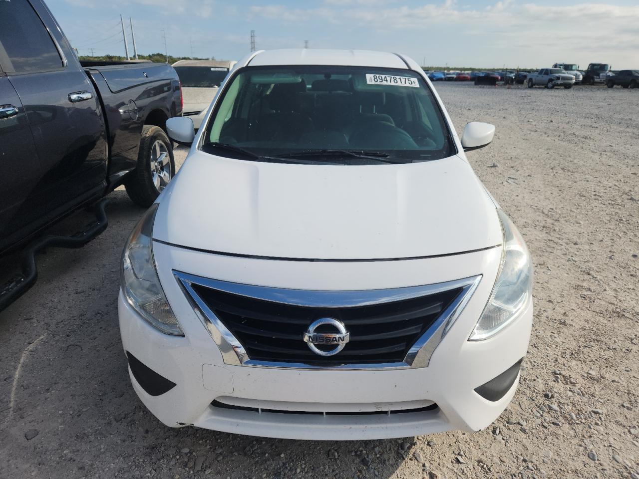 2016 Nissan Versa S - Image 5