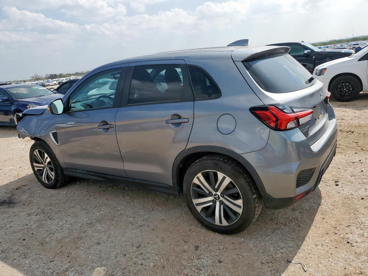 2021 Mitsubishi Outlander Sport Se - Image 2