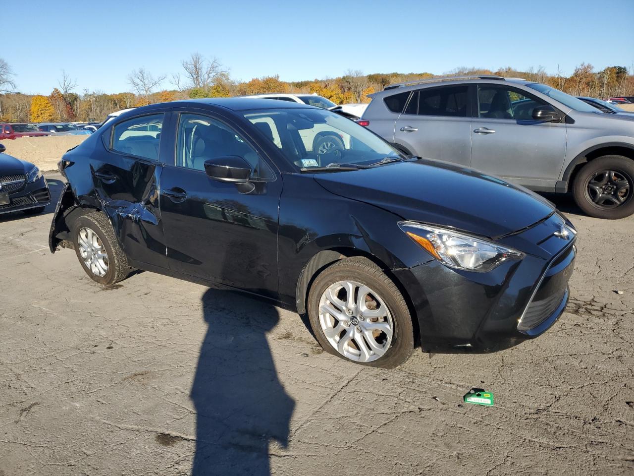 2017 Toyota Yaris Ia - Image 4