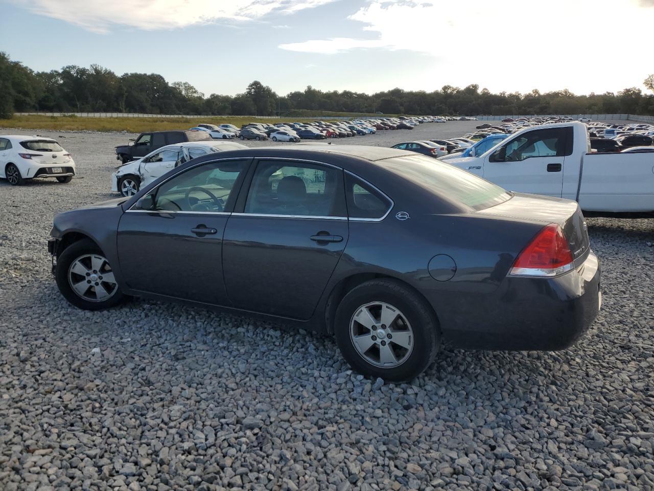 2008 Chevrolet Impala Ls - Image 2