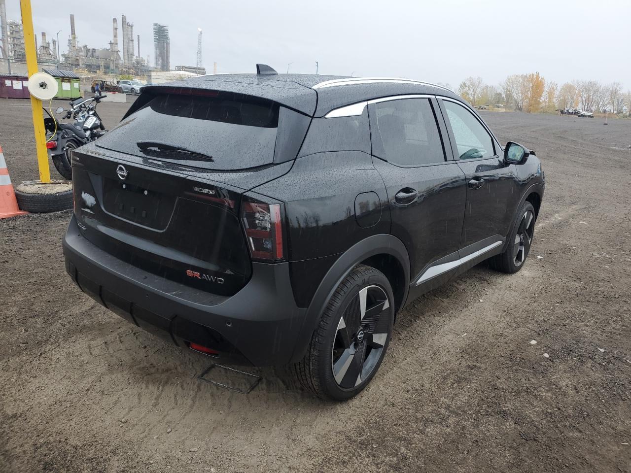 2025 Nissan Kicks Sr - Фото 3