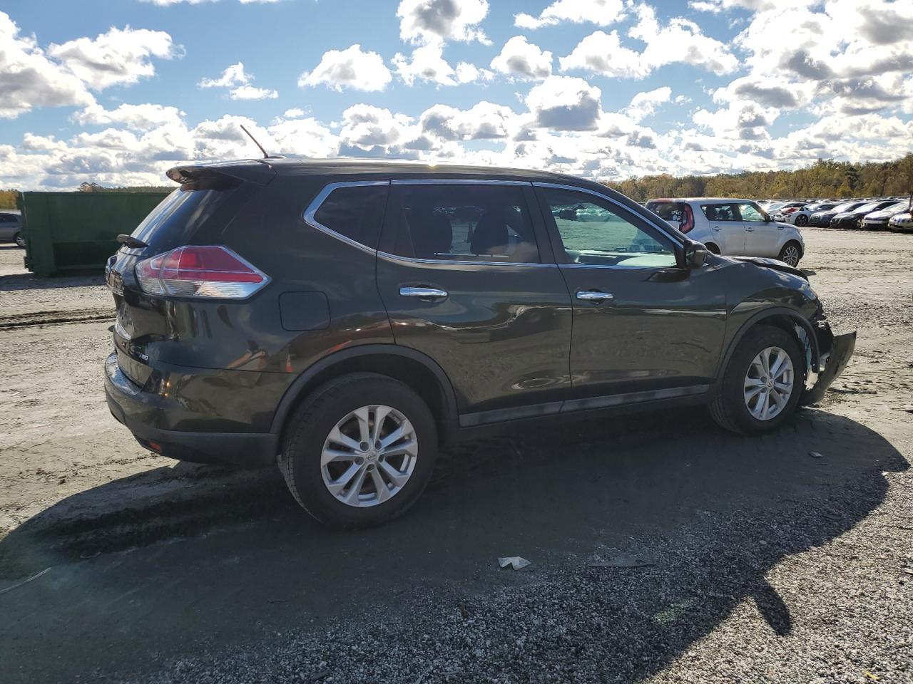 2015 Nissan Rogue S - Image 3
