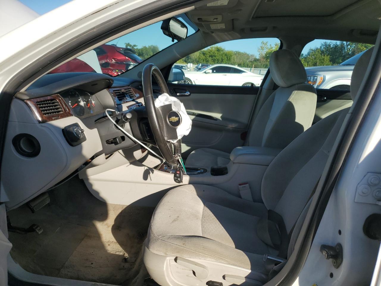 2012 Chevrolet Impala Lt - Image 7
