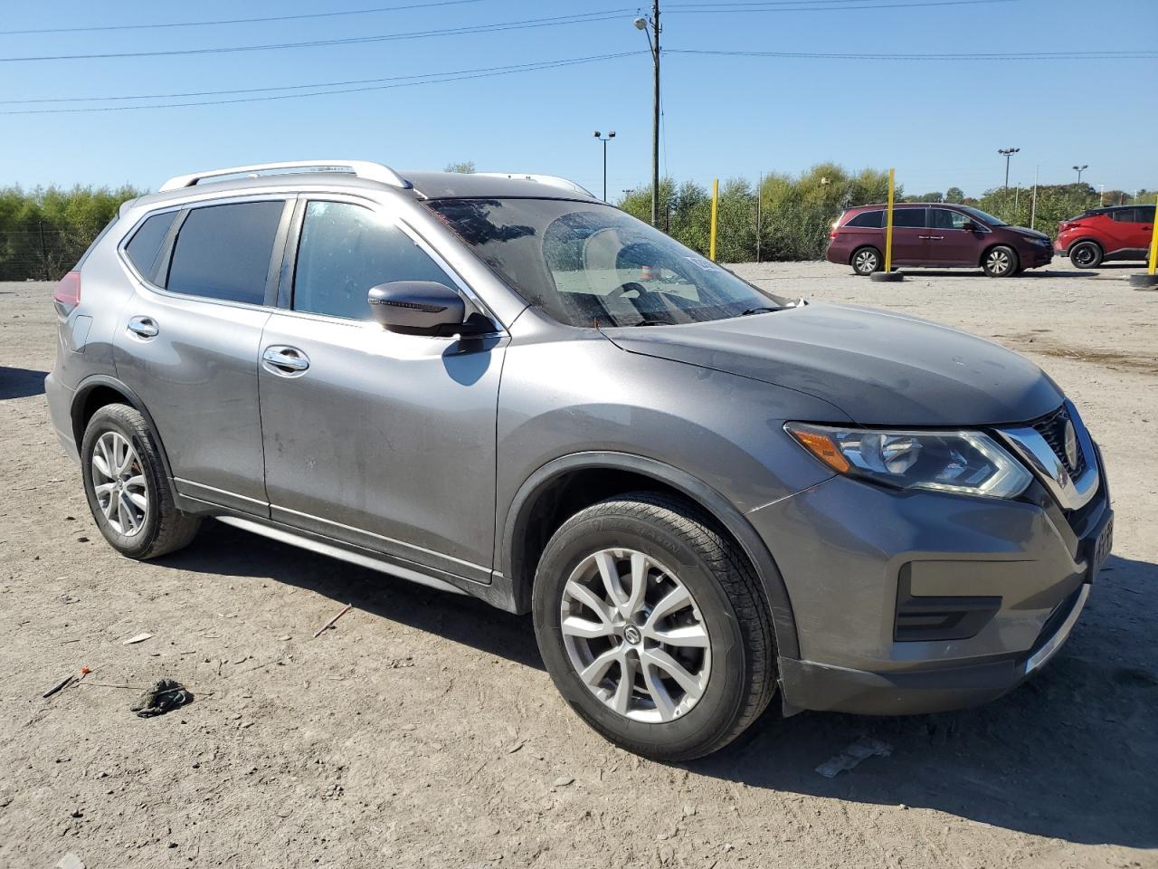 2019 Nissan Rogue S - Фото 4