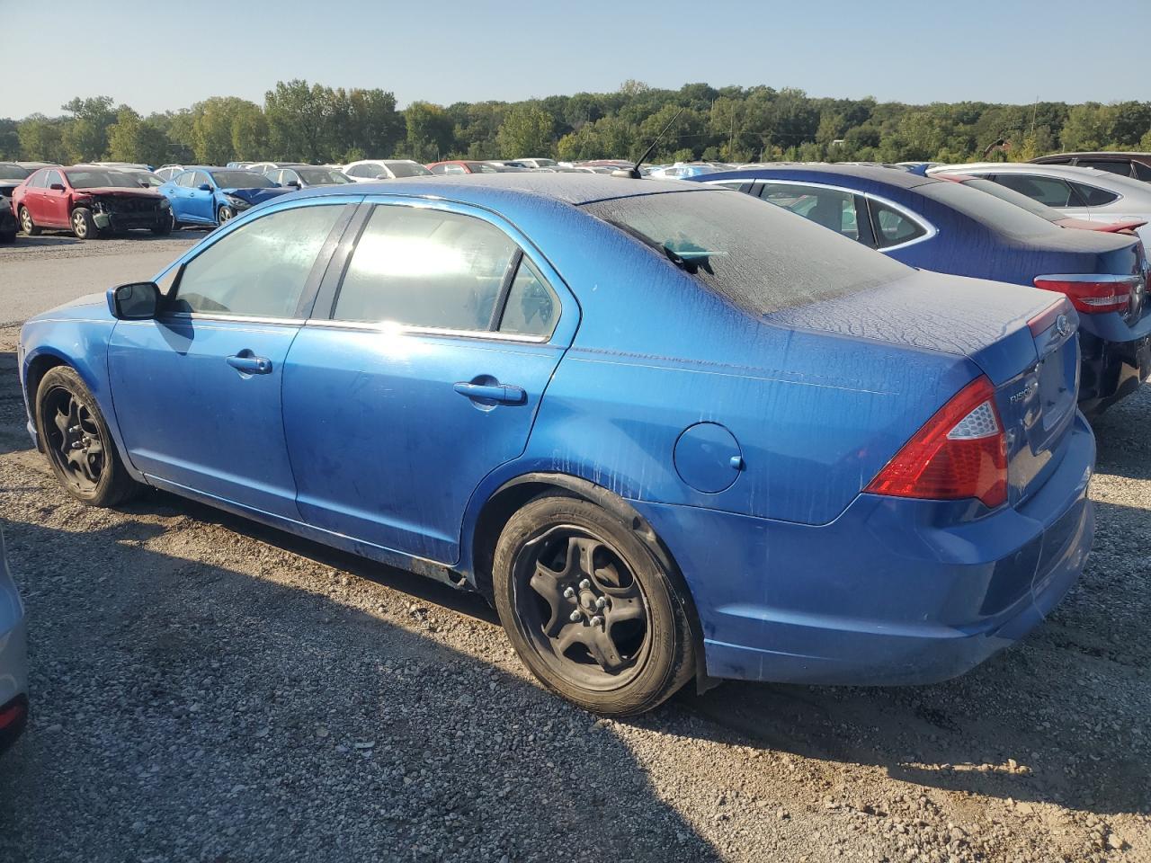 2011 Ford Fusion Se - Фото 2