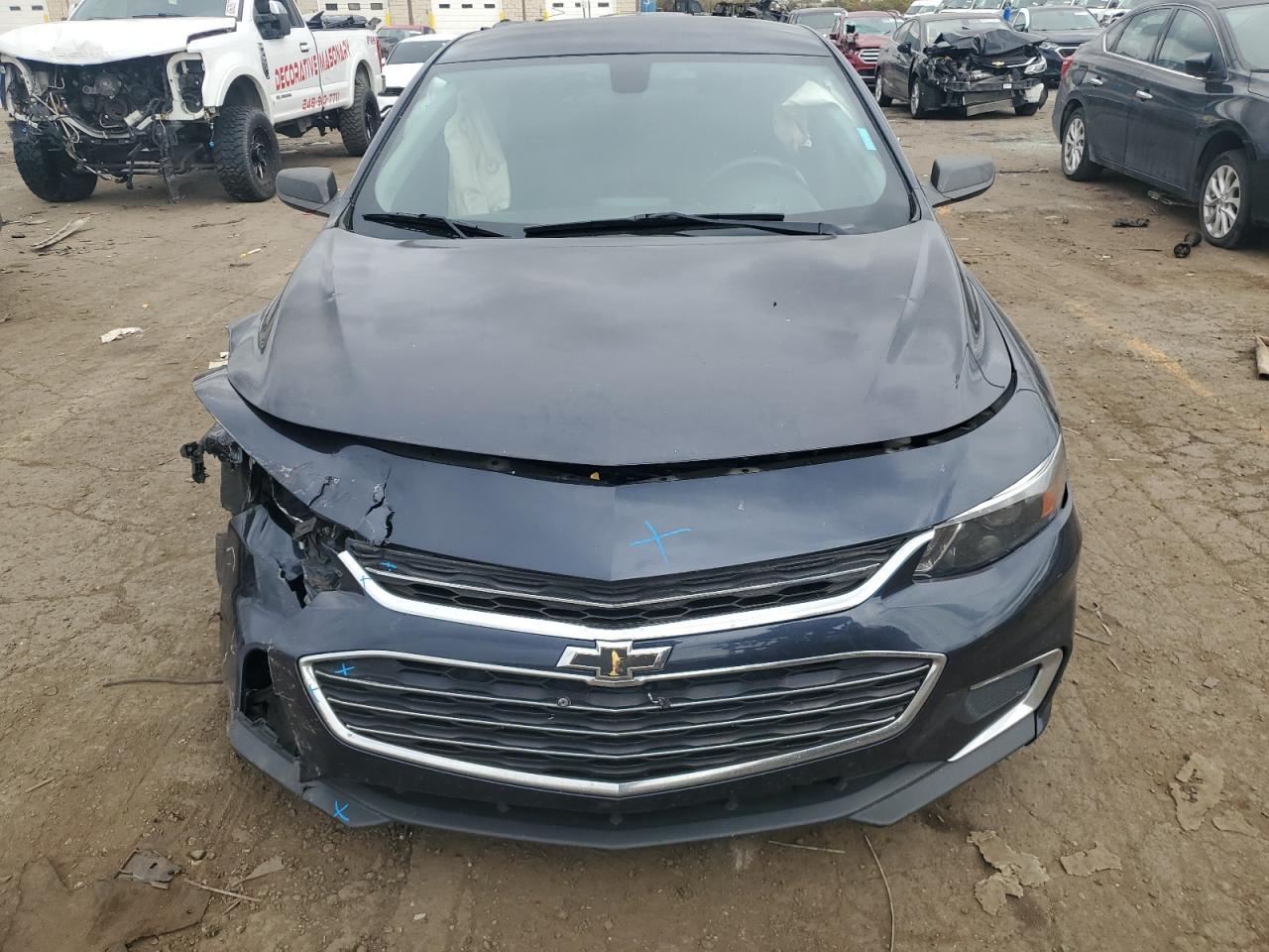 2017 Chevrolet Malibu Ls - Фото 5