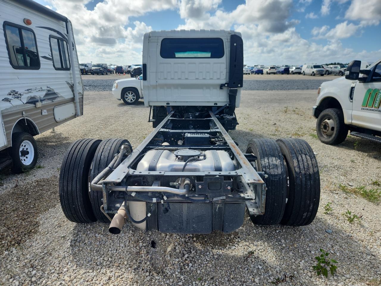 2021 Isuzu Npr Hd Truck Cab And Chassis - Image 6