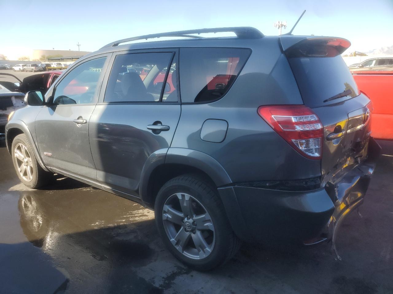 2011 Toyota Rav4 Sport - Фото 2