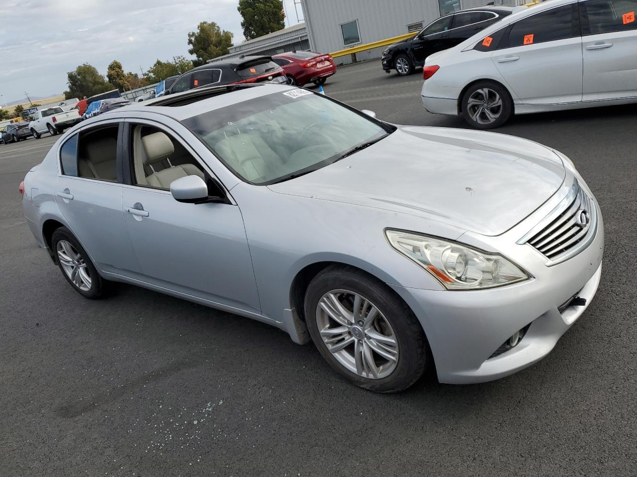 2013 Infiniti G37 - Image 4
