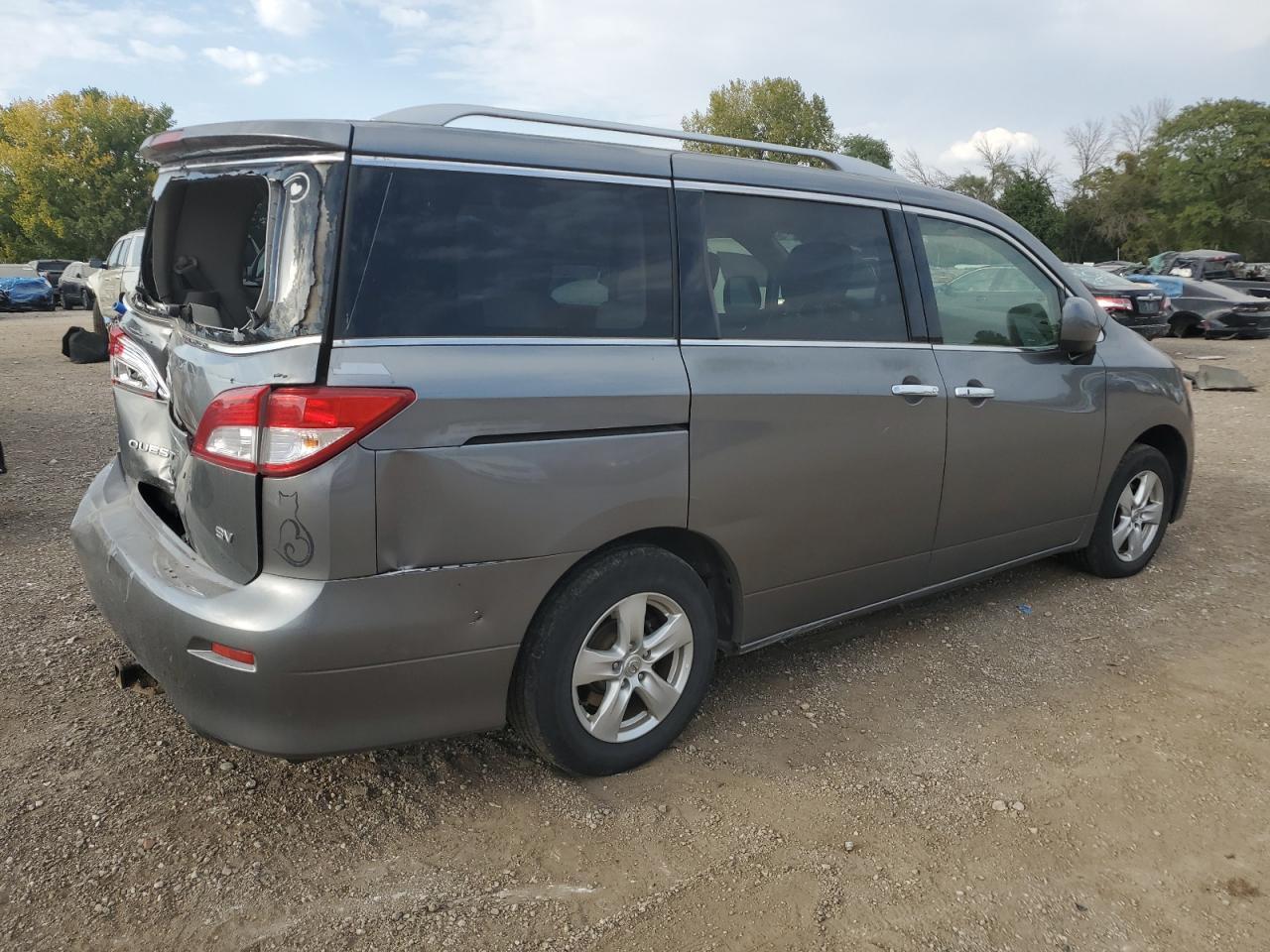 2017 Nissan Quest S - Фото 3