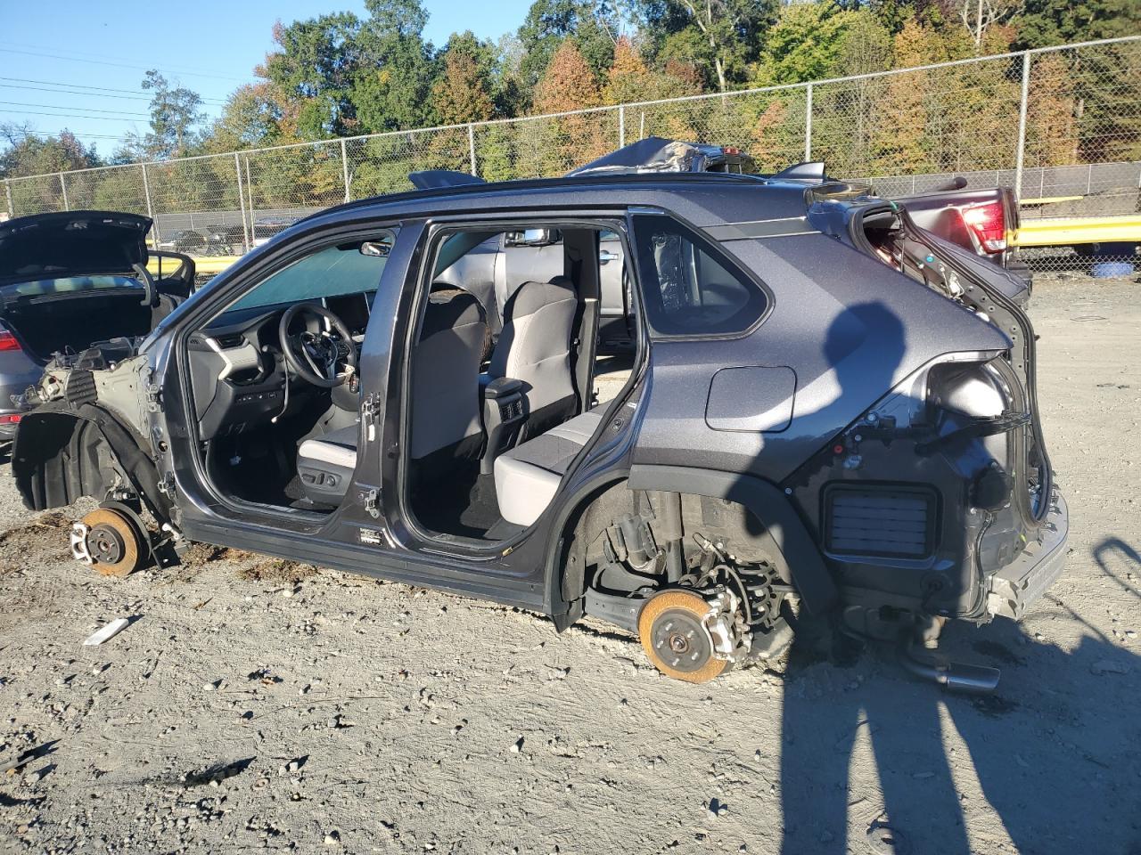 2024 Toyt Rav4 Xle - Фото 2