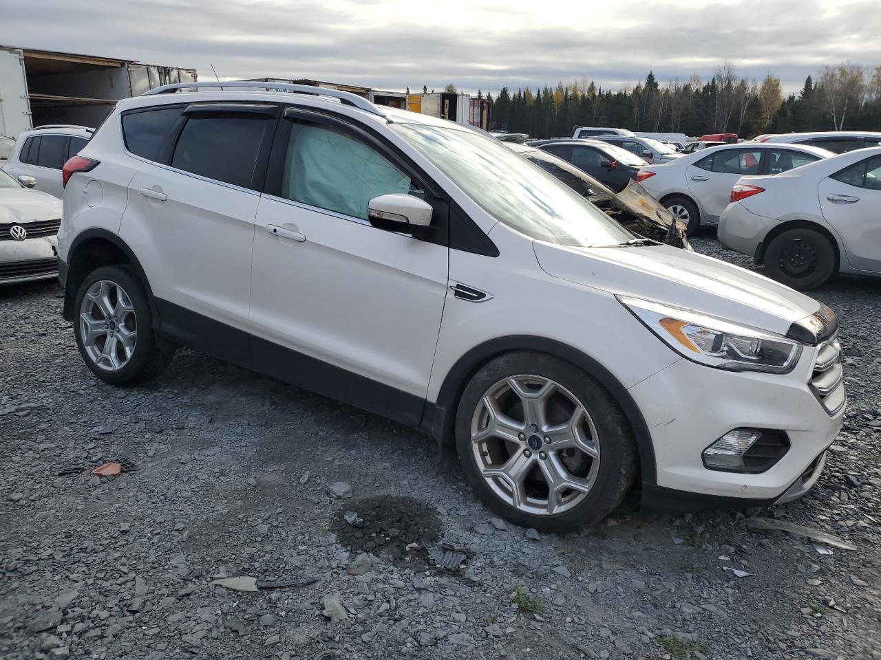 2019 Ford Escape Titanium - Фото 4