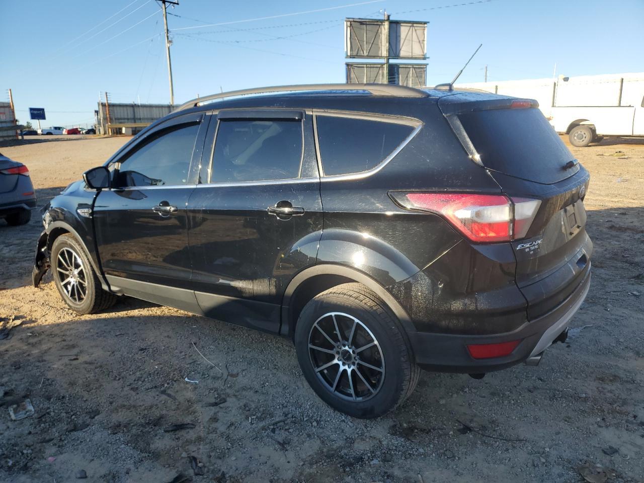 2018 Ford Escape Se - Фото 2