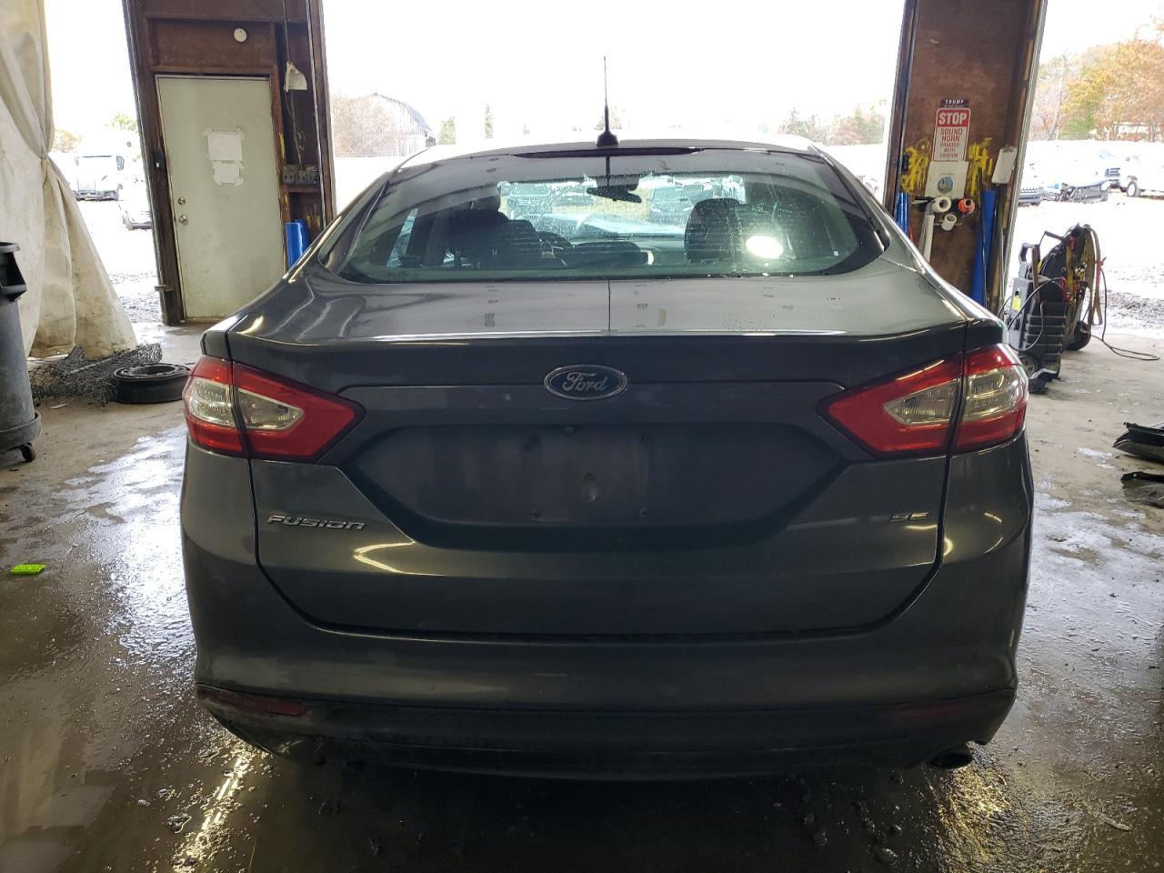 2015 Ford Fusion Se - Фото 6