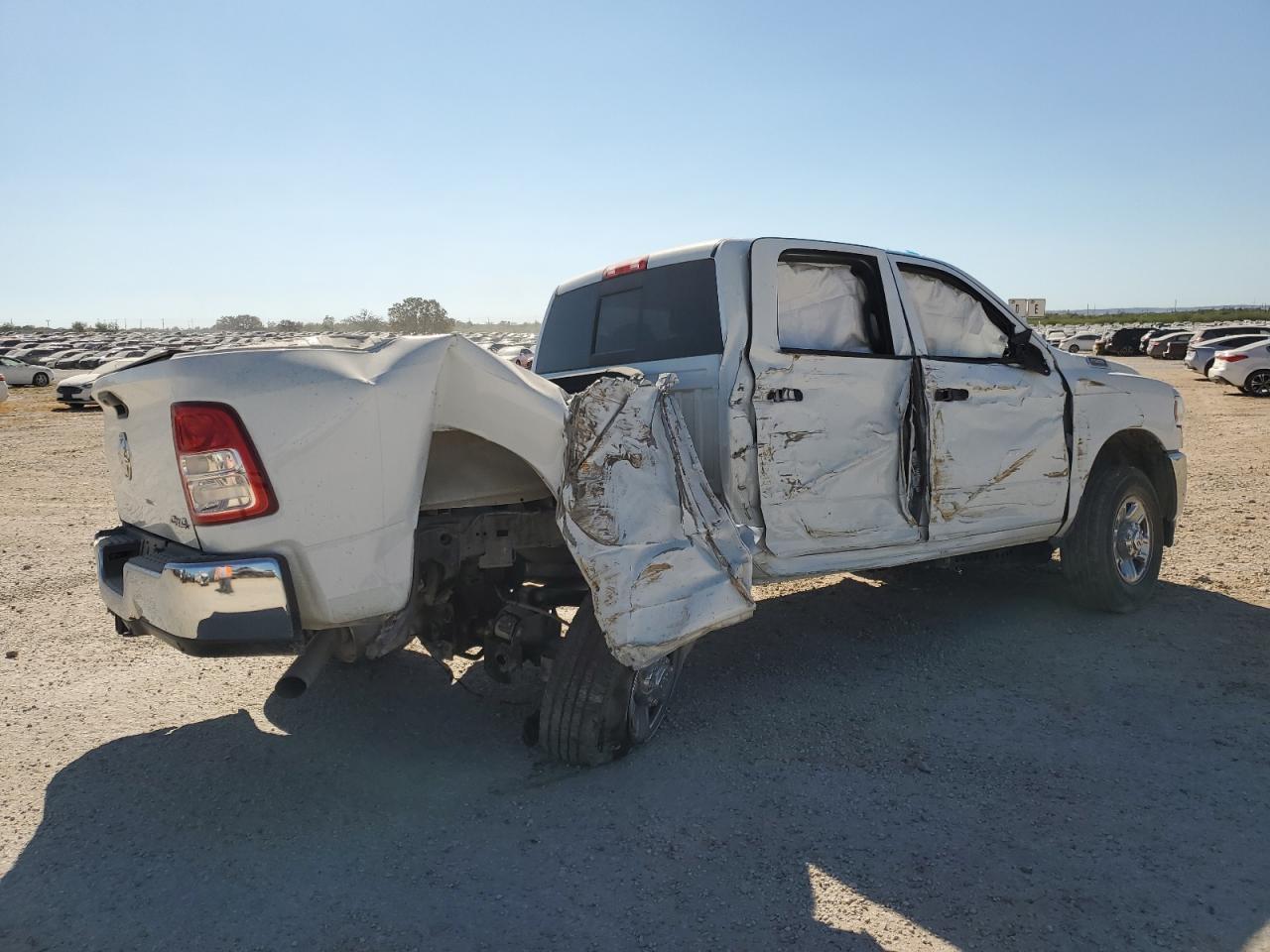 2024 Ram 2500 Tradesman - Фото 3