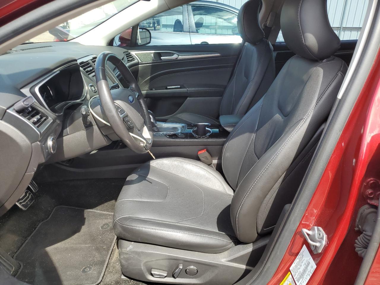 2016 Ford Fusion Titanium Phev - Image 7