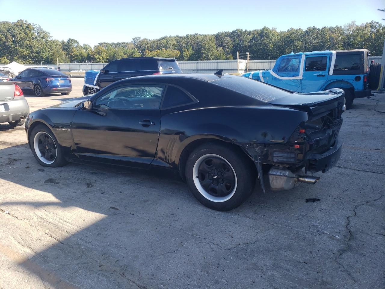 2013 Chevrolet Camaro Ls - Фото 2