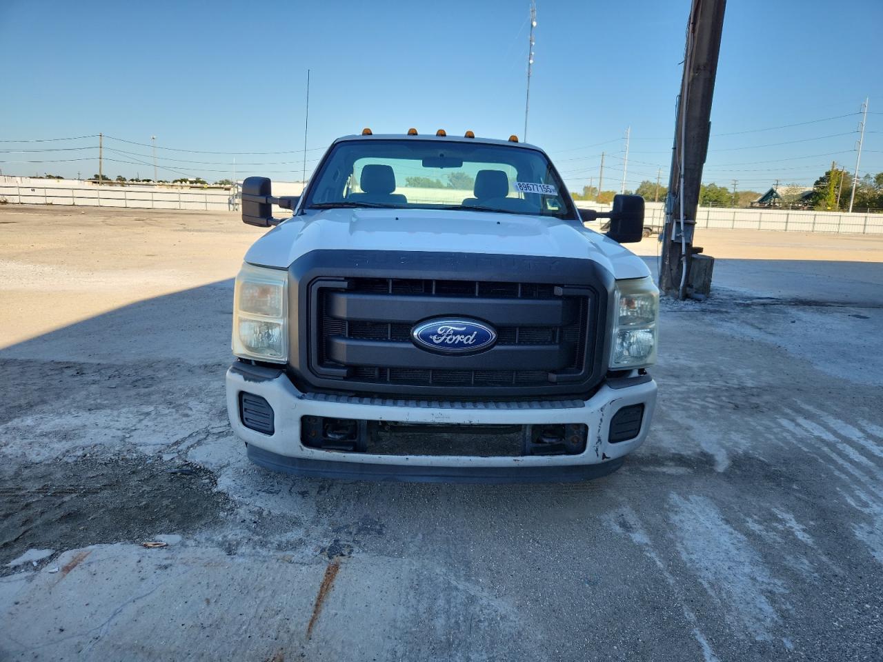 2011 Ford F350 Flat Bed Truck - Фото 5