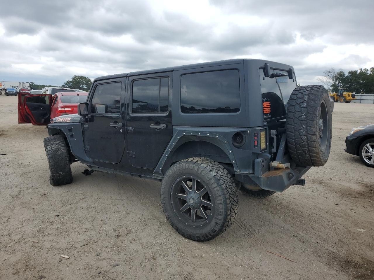 2015 Jeep Wrangler Unlimited Sport - Image 2