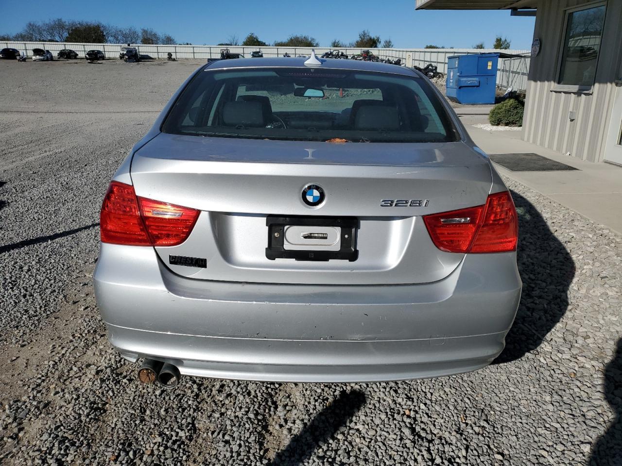 2009 BMW 328 I - Image 6