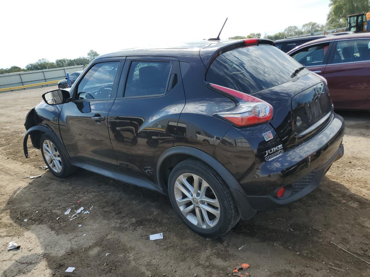 2016 Nissan Juke S - Image 2