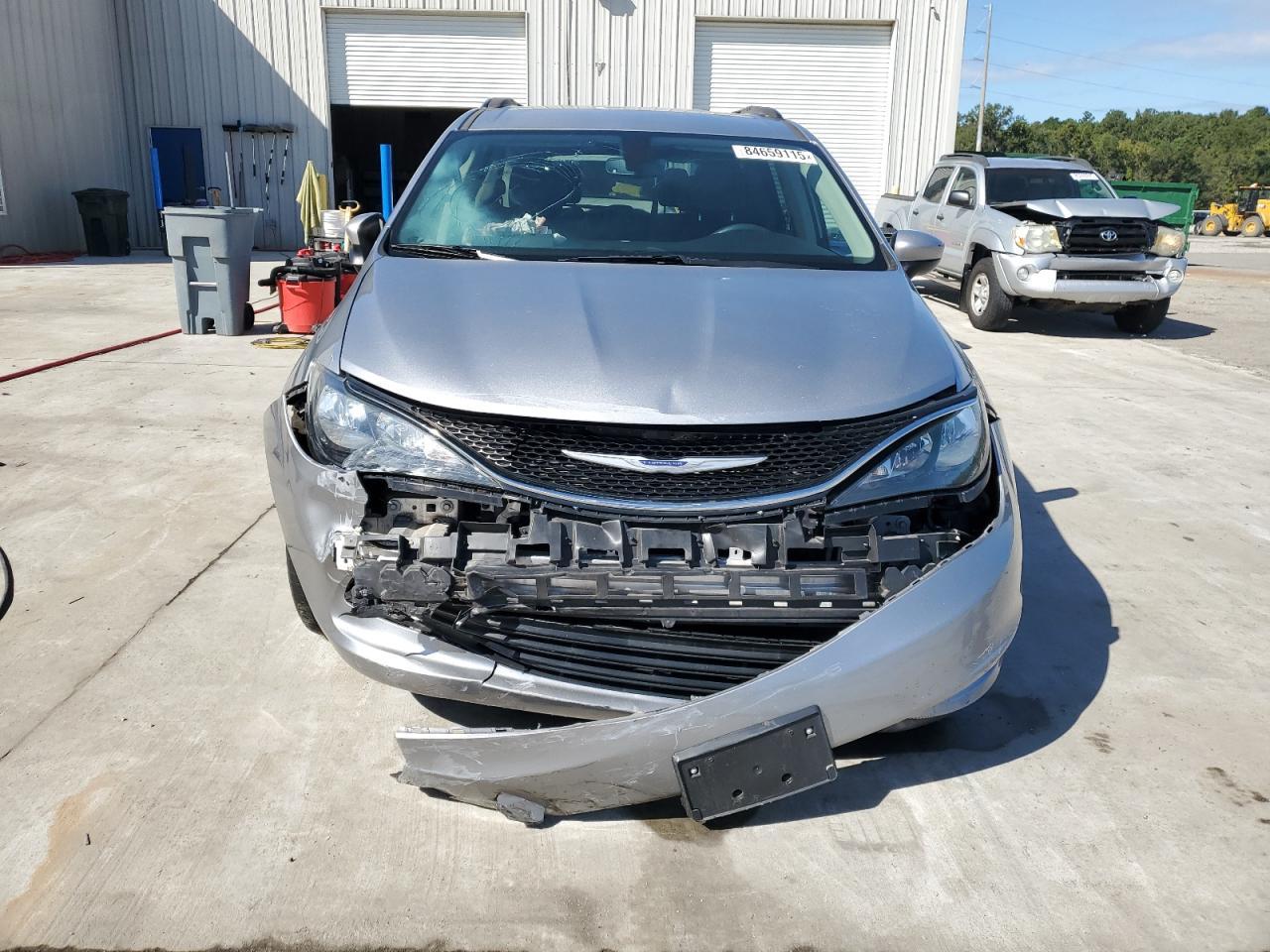 2020 Chrysler Voyager Lxi - Фото 5