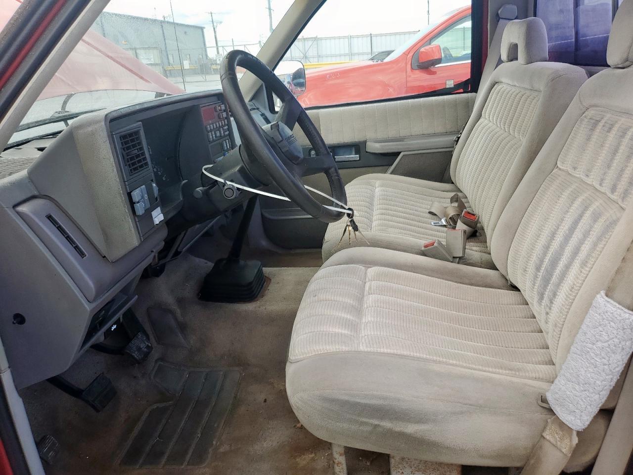 1992 Chevrolet Gmt-400 C1500 - Фото 7