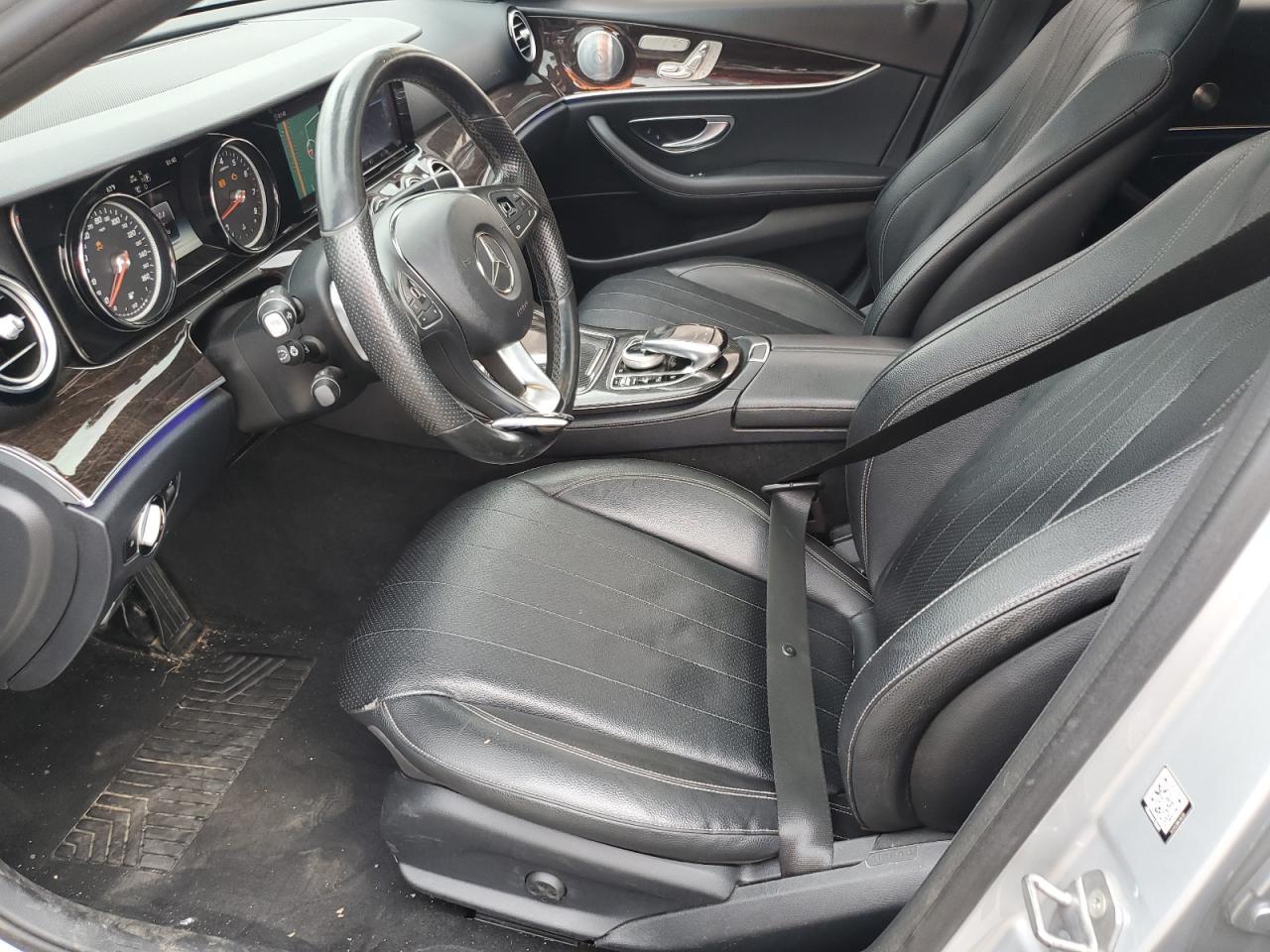 2018 Mercedes-Benz E 300 4Matic - Фото 7